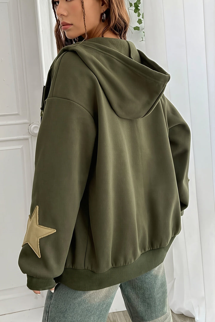 Women's oversized zip hoodie with contrasting star appliques, hood and kangaroo pockets