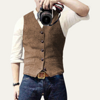 Men's sleeveless textured vest with V-neckline, buttons and front welt pockets