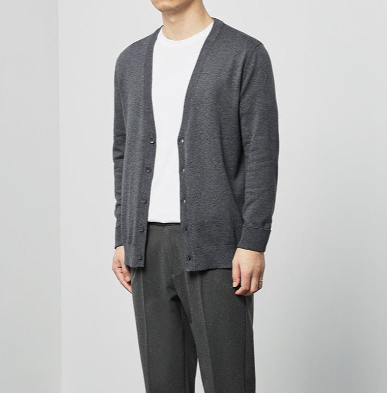 Men's slim fit V-neck button cardigan with long sleeves and ribbed trims