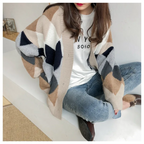 Women's geometric knit cardigan with buttons and long sleeves