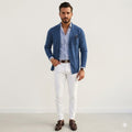 Men's long-sleeve knit blazer with notch lapels, button front and patch pockets