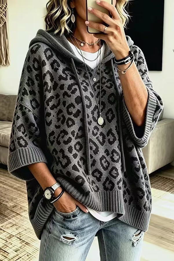 Women's leopard print hooded sweater with three-quarter sleeves