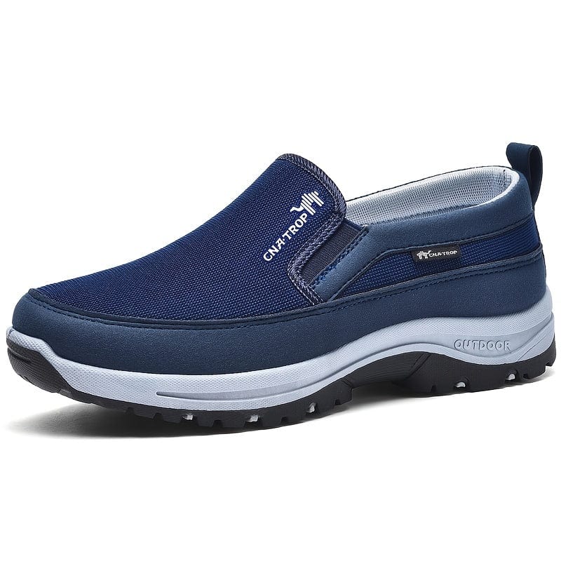 Women's slip-on outdoor shoe with round toe and rugged tread