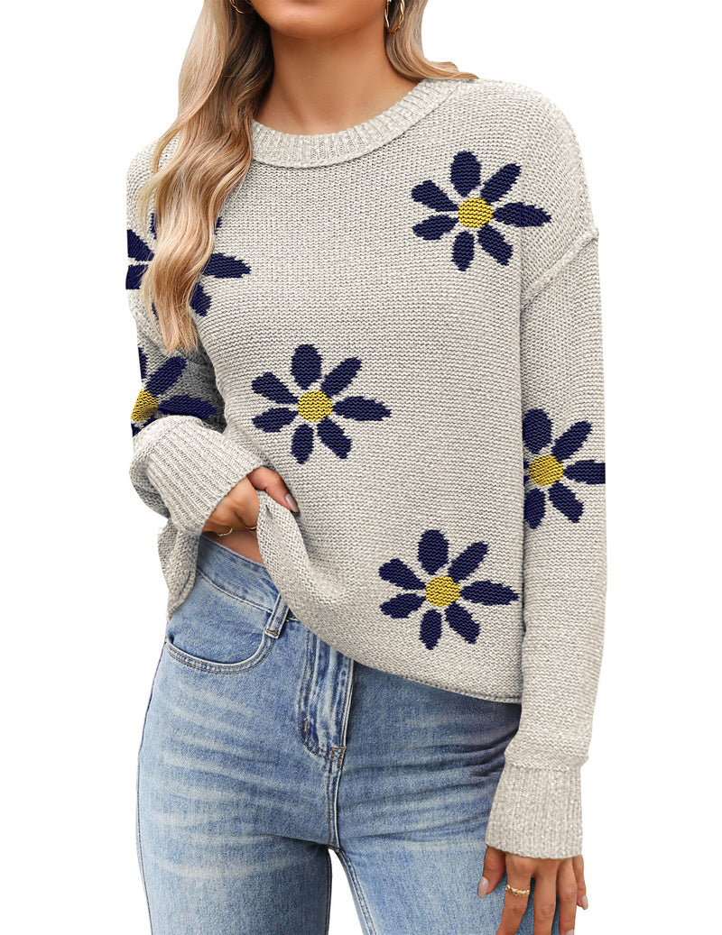 Women's black cropped knit sweater with crew neck and long sleeves