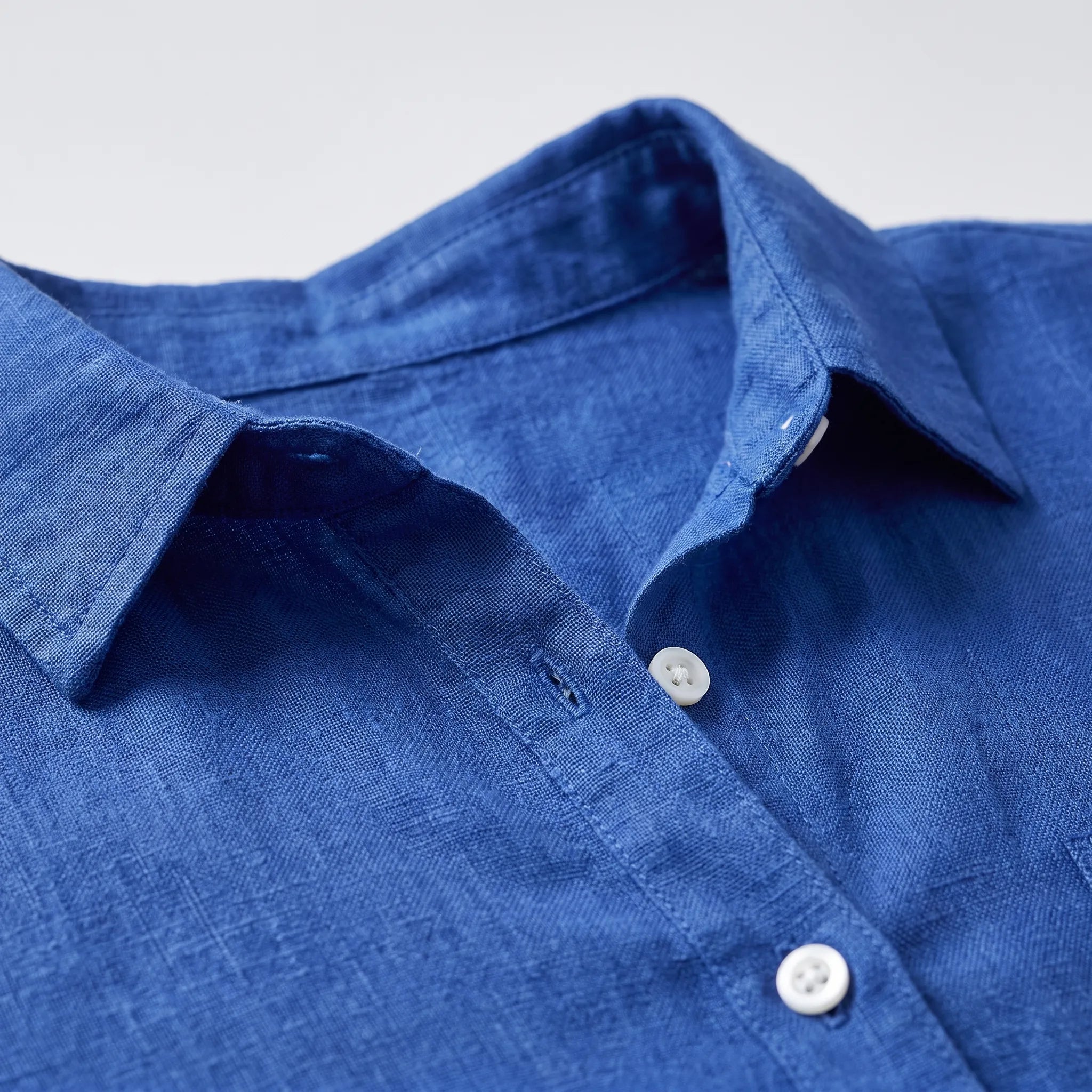 AeroBreeze  - Relaxed Fit Oversized Button-Down Shirt Casual Layering