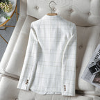 Women's textured plaid blazer