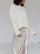 Women's oversized ribbed crew neck sweater with long sleeves