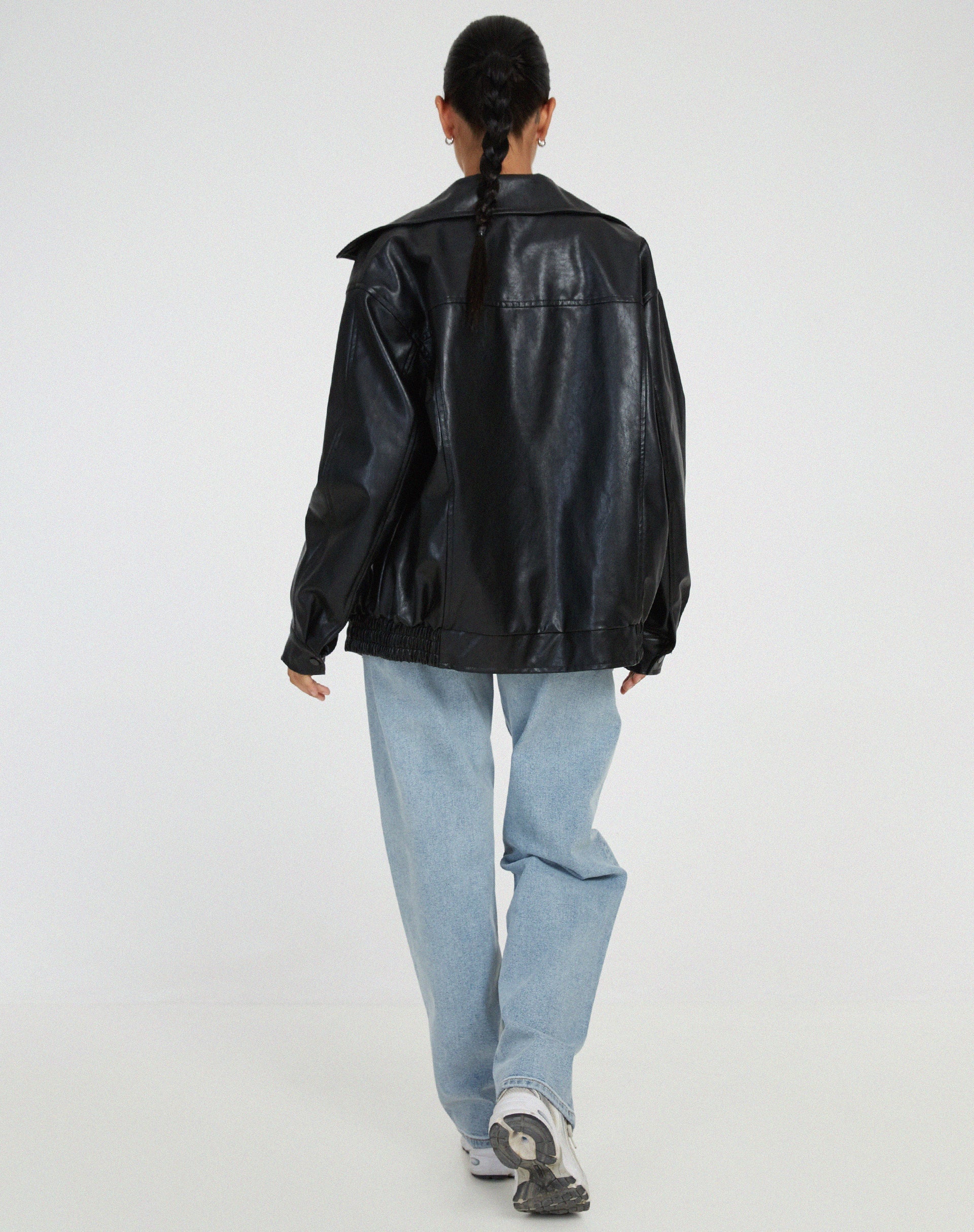 Women's oversized bomber jacket with collared neckline, zip front and elasticated hem