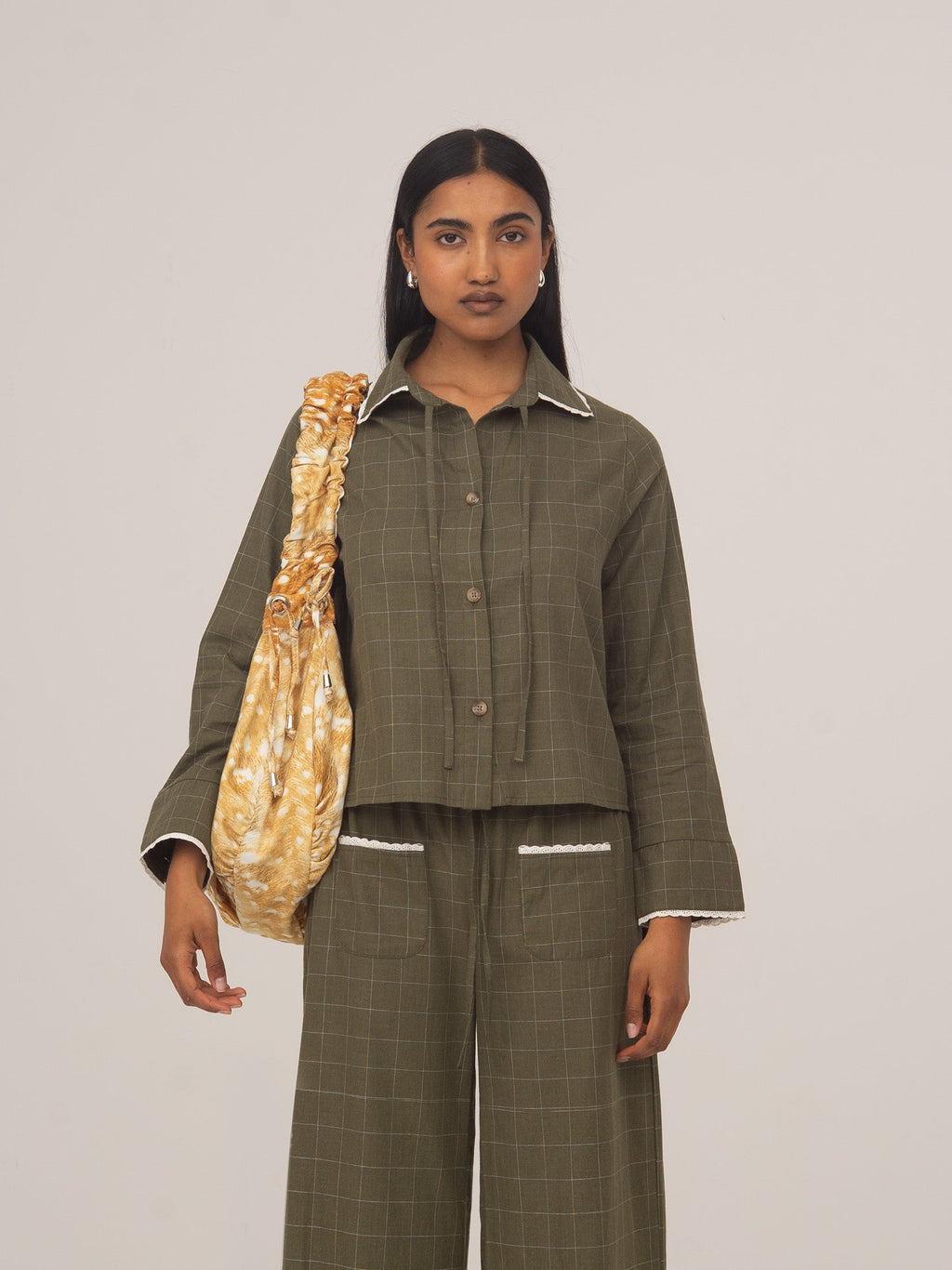 Women's green checked shirt with contrast collar and long sleeves