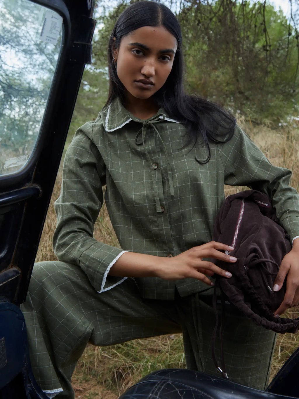 Women's green checked shirt with contrast collar and long sleeves