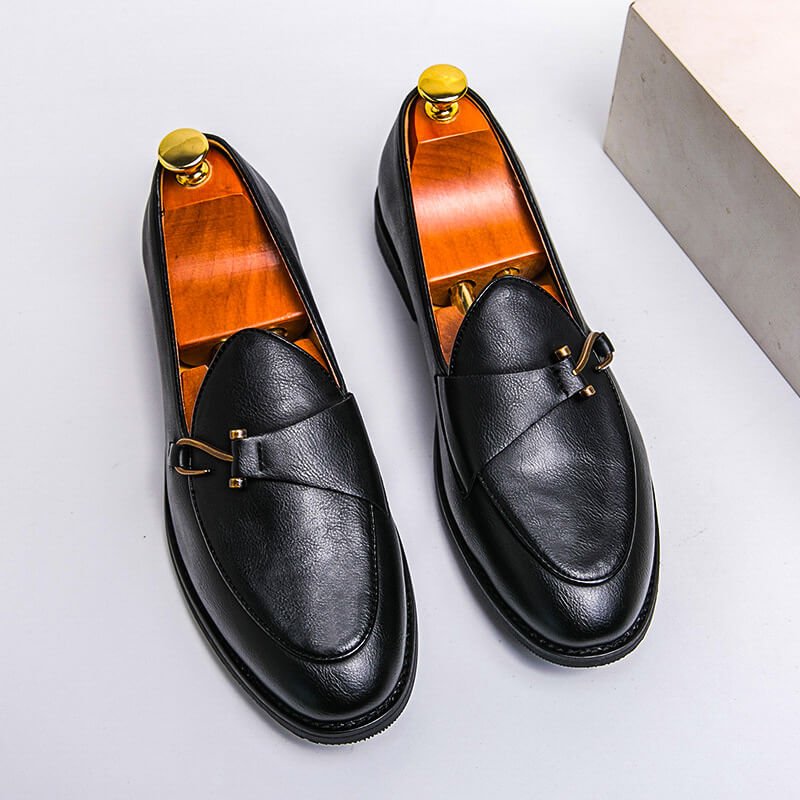 Men's leather loafers with hook detail and almond toes