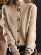 Women's button cardigan with ribbed collar and long sleeves