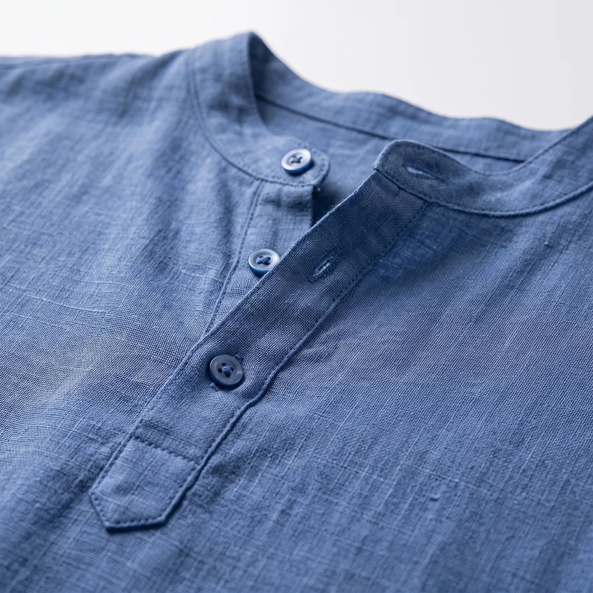 Breezian  - Lightweight Textured Men's Henley Shirt Relaxed Daytime Wear