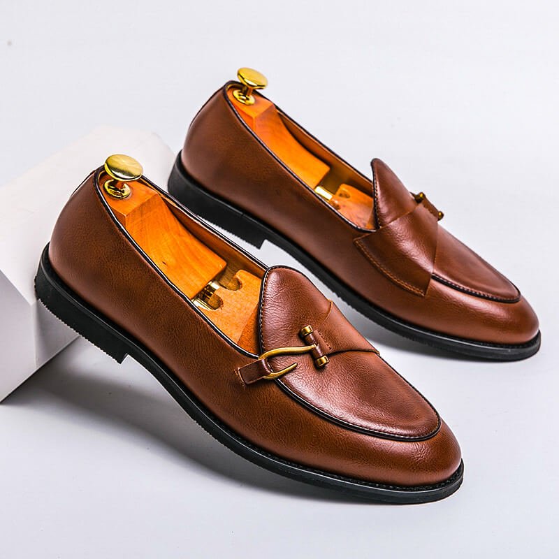 Men's leather loafers with hook detail and almond toes