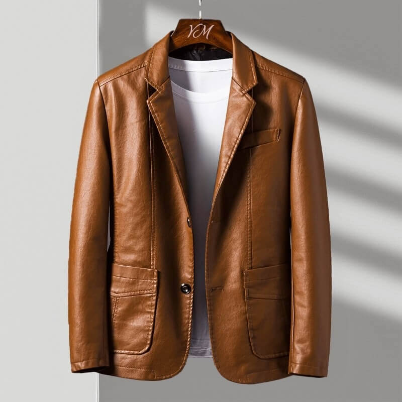 Men's single-breasted jacket with notched lapels and flap pockets