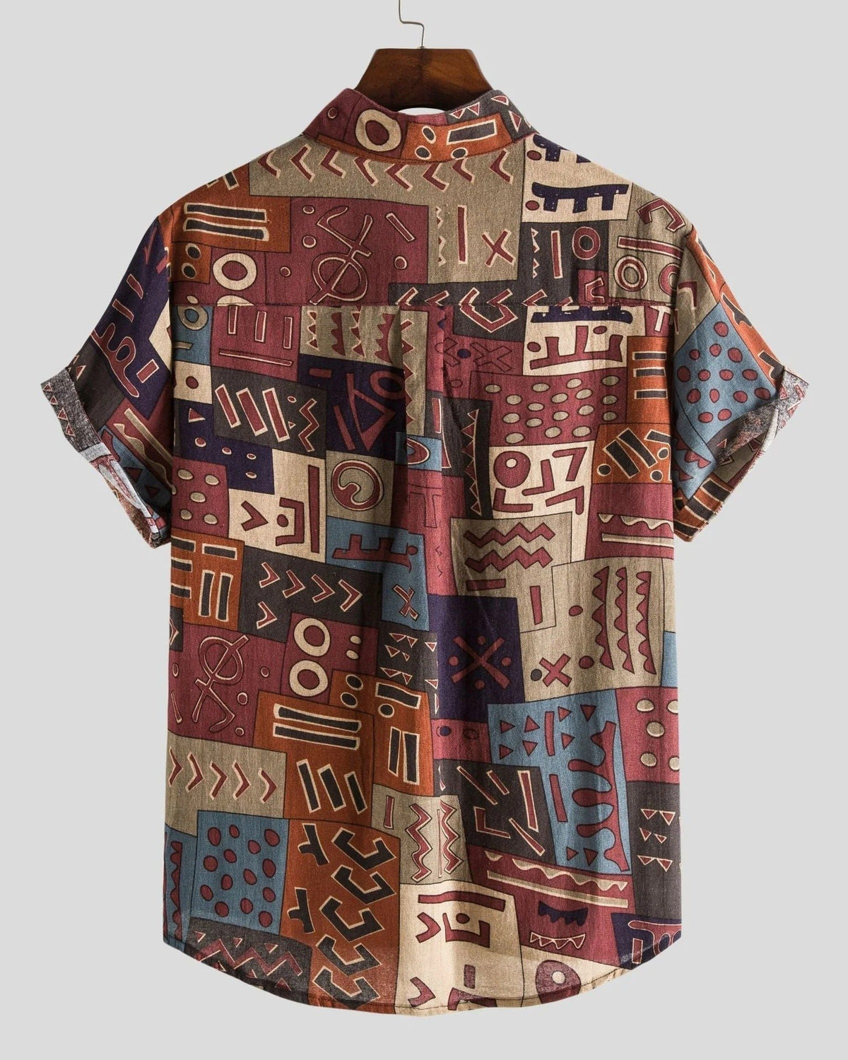 Men's short sleeve shirt with geometric and leafy floral print