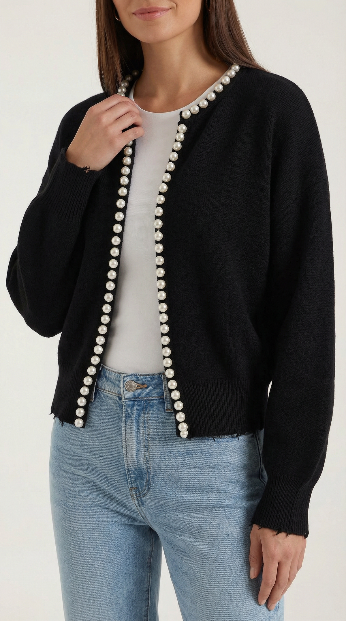 Women's knit cardigan with pearl trim, round neckline and long sleeves