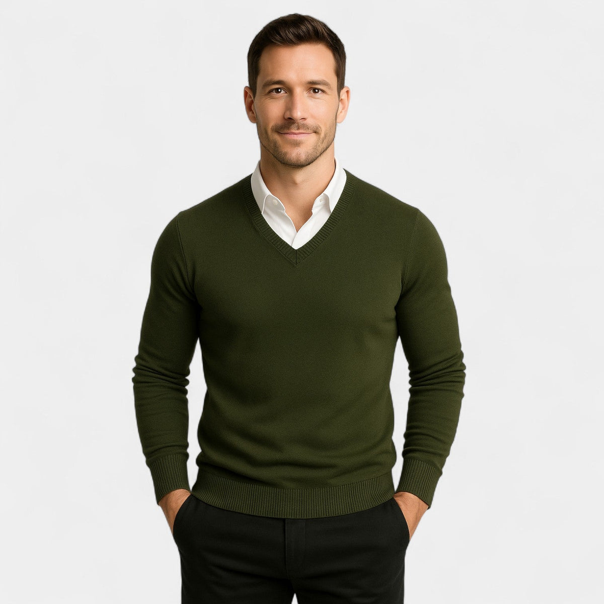 Men's V-neck fine knit jumper with long sleeves and ribbed trims