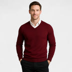 Men's V-neck fine knit jumper with long sleeves and ribbed trims