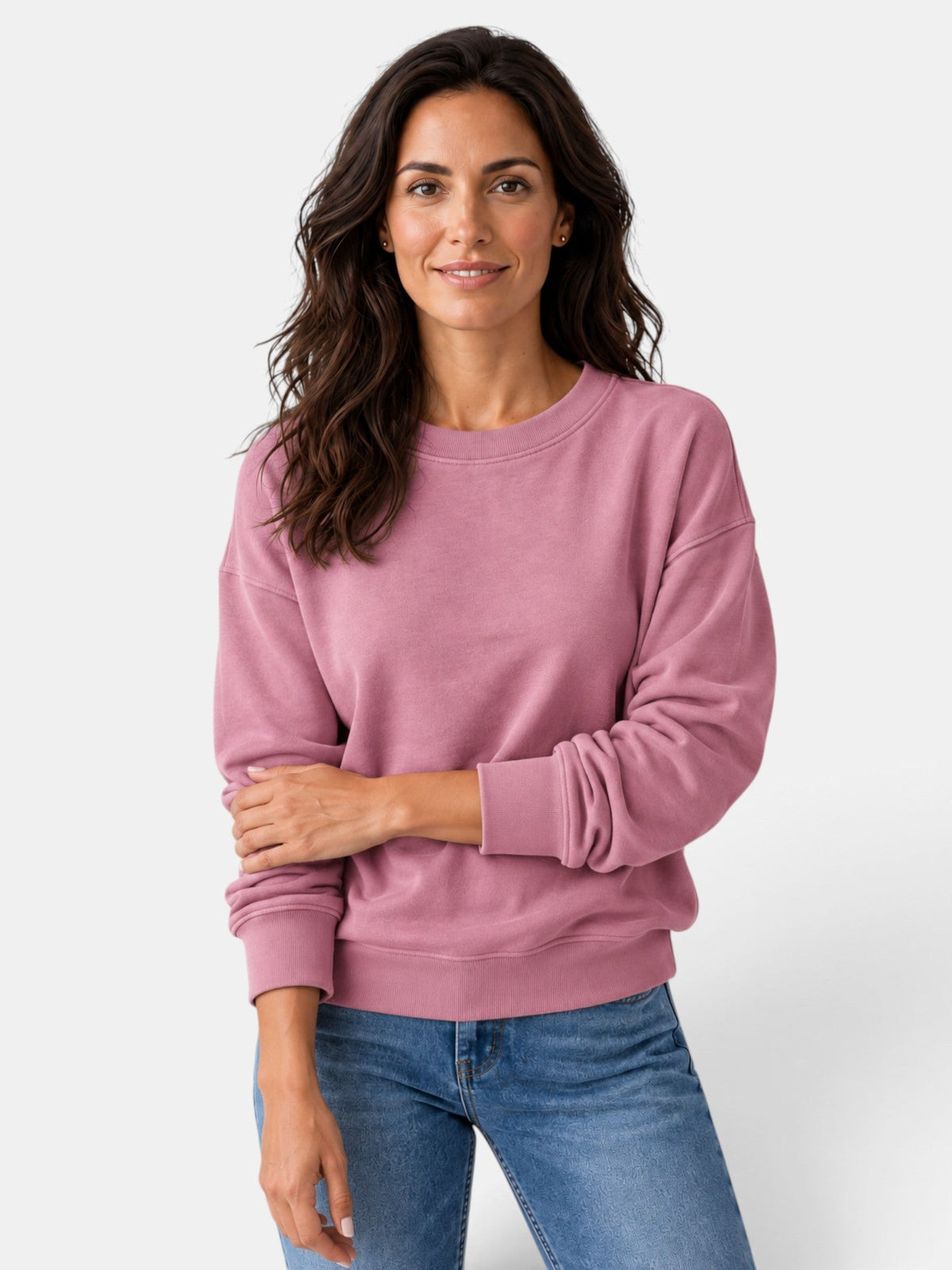 Women's long-sleeved crew neck sweatshirt with ribbed trims