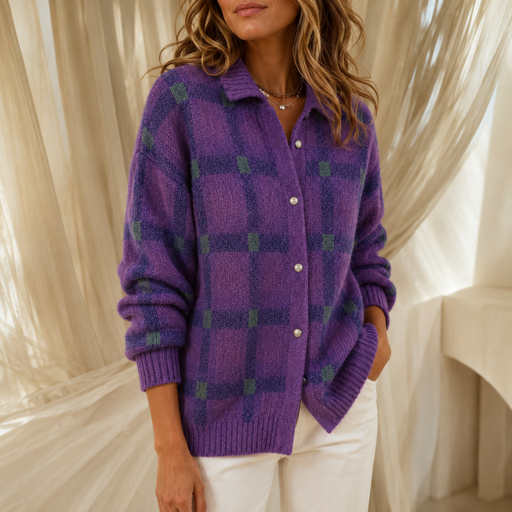 Women's oversized plaid cardigan with pointed collar, button front and long sleeves