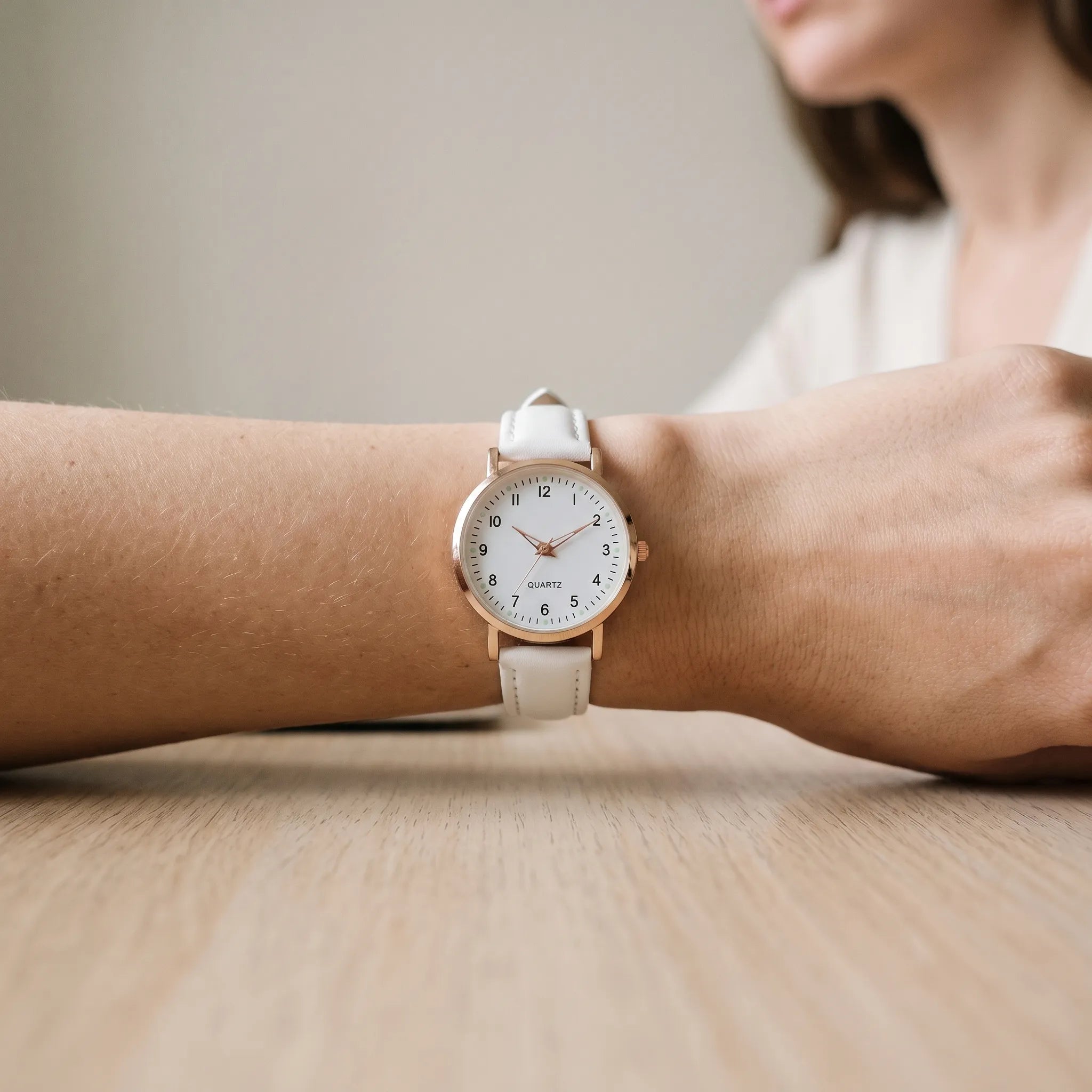 Chronelle  - Classic Round Dial Womens Watch Everyday Timekeeping