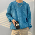 Men's cable-knit crew-neck jumper with long sleeves and ribbed trims