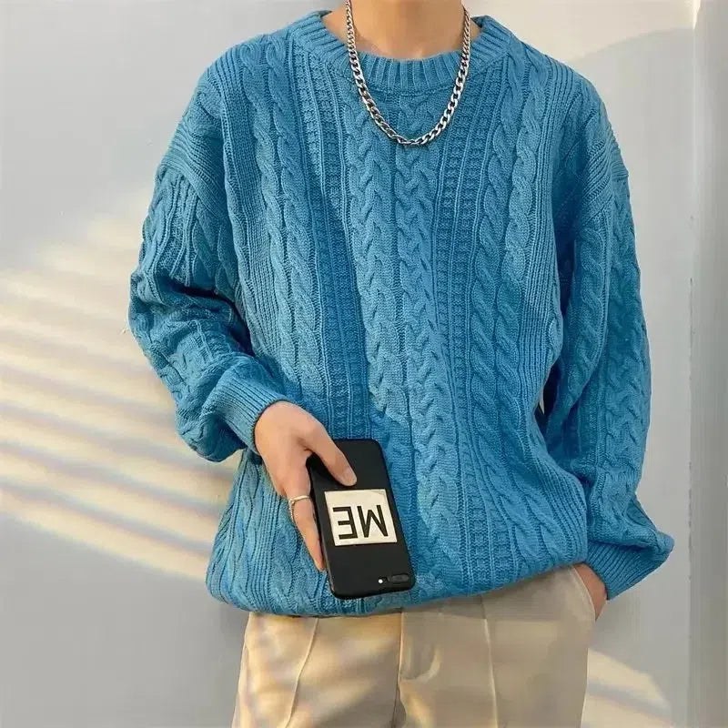 Men's cable-knit crew-neck jumper with long sleeves and ribbed trims