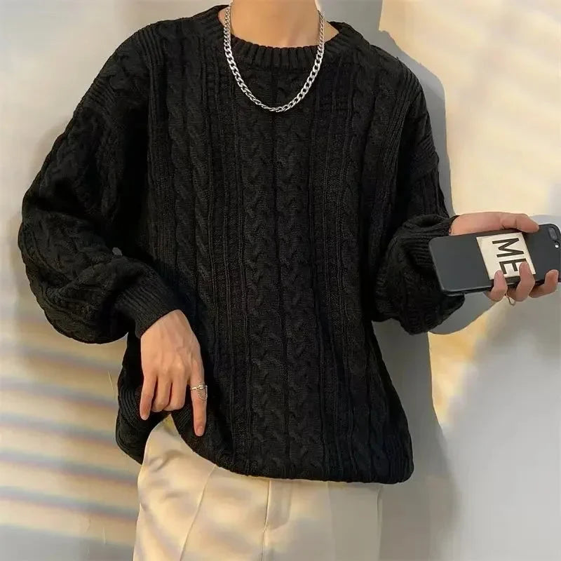 Men's cable-knit crew-neck jumper with long sleeves and ribbed trims