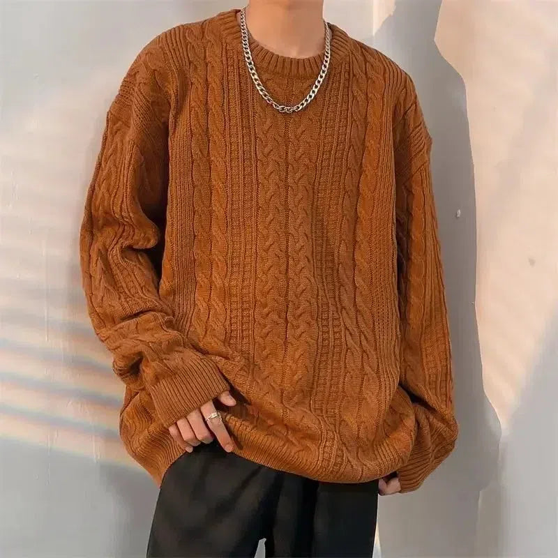 Men's cable-knit crew-neck jumper with long sleeves and ribbed trims
