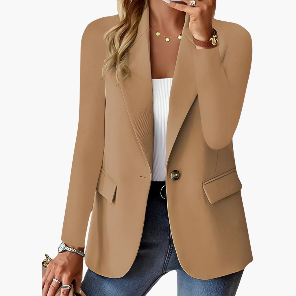 Women's tailored blazer with open lapels and flap pockets