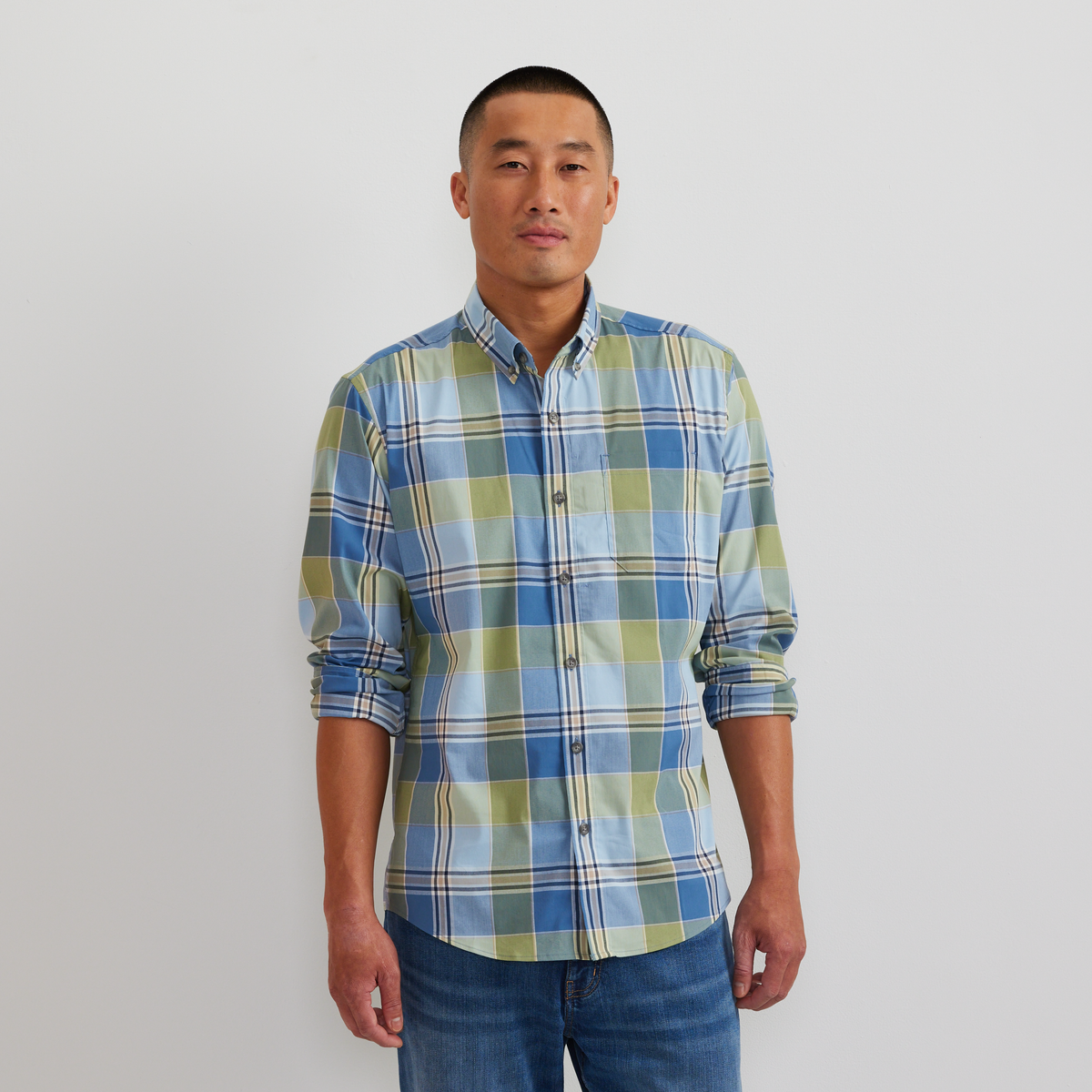 Men's checked long-sleeve shirt with button-down collar and chest pocket