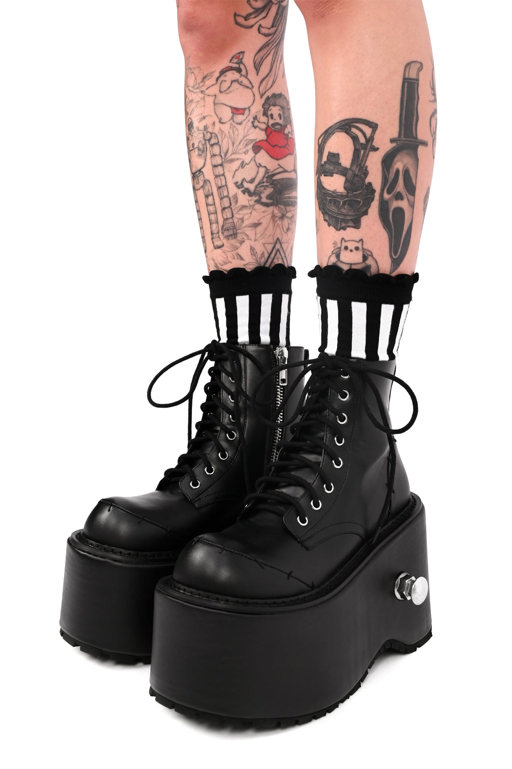 Women's black lace-up platform ankle boots with round toes