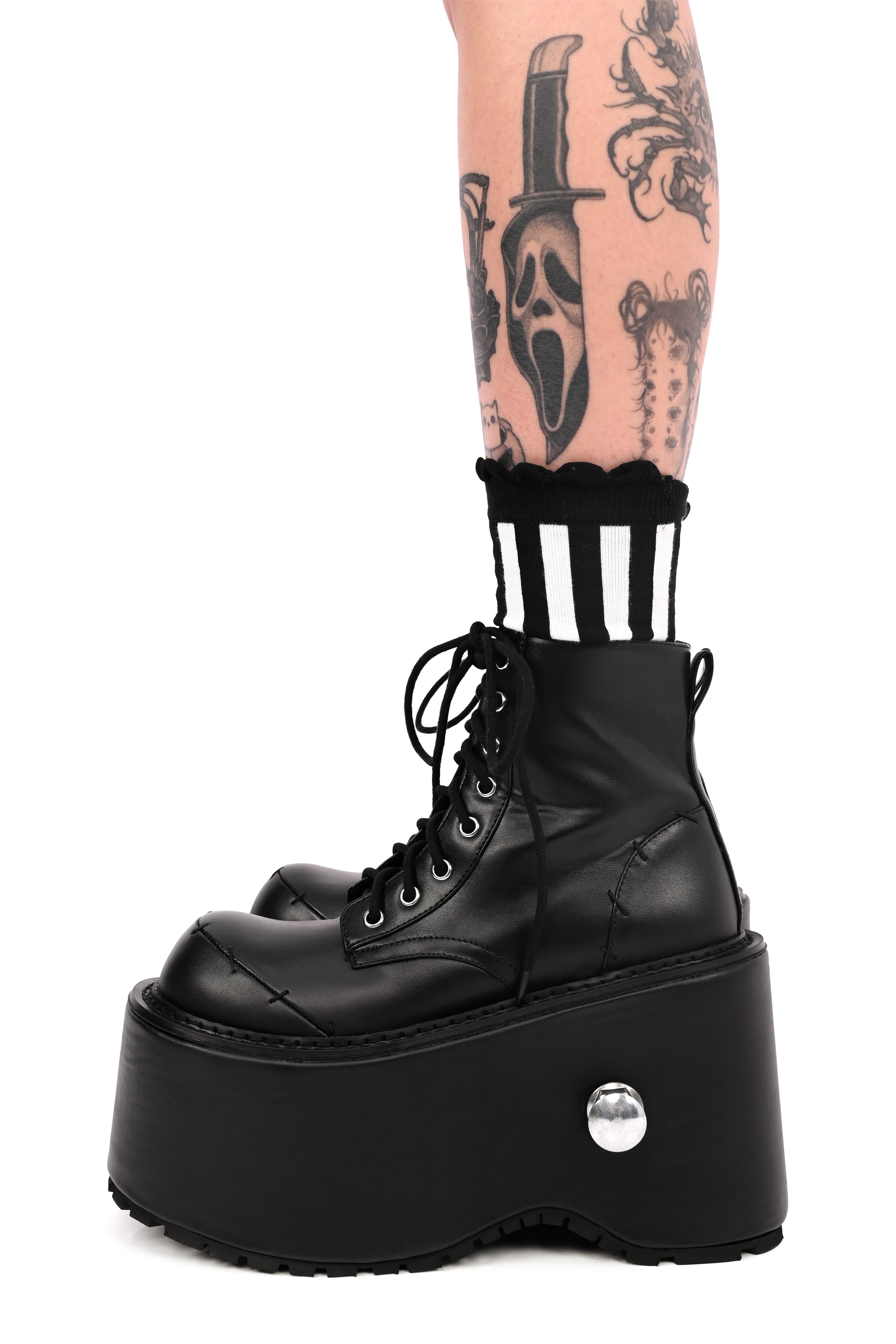 Women's black lace-up platform ankle boots with round toes