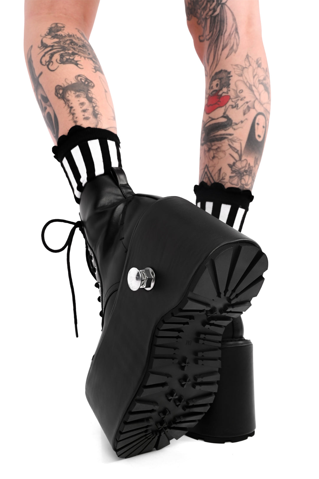 Women's black lace-up platform ankle boots with round toes