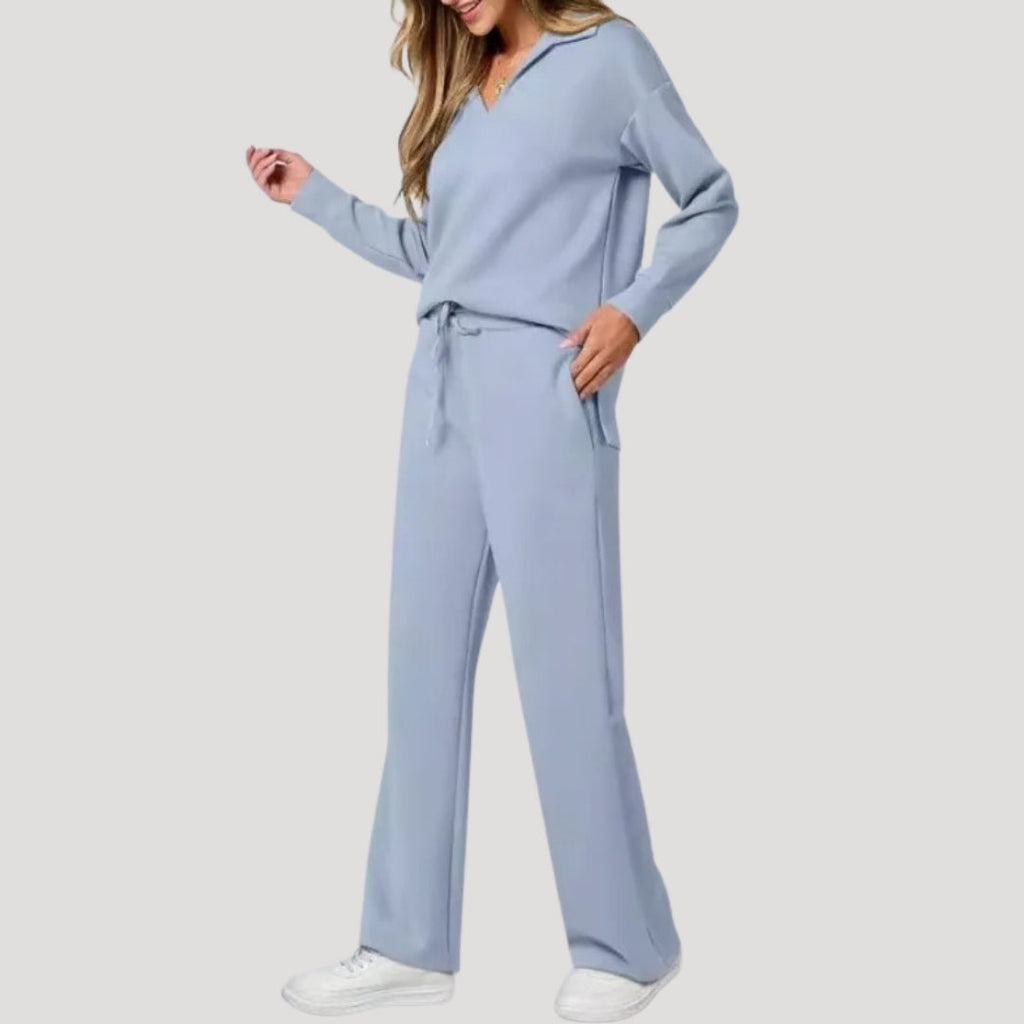 Women's knitted V-neck lounge set with wide-leg trousers