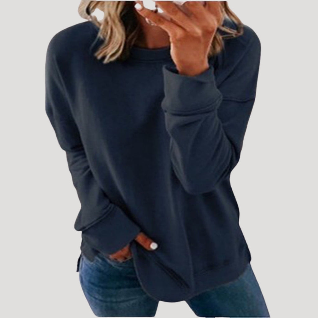 Women's oversized plain long-sleeve sweater with crew neckline and curved hem
