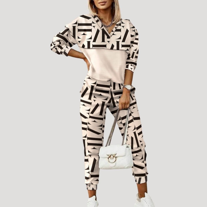Women's hooded tracksuit set with patterned panels and joggers