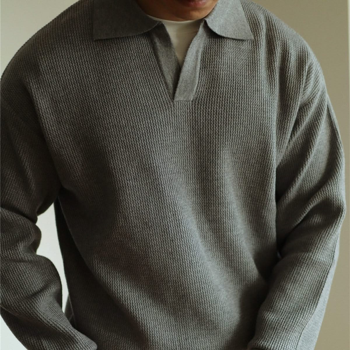 Men's collared long sleeve knit polo shirt