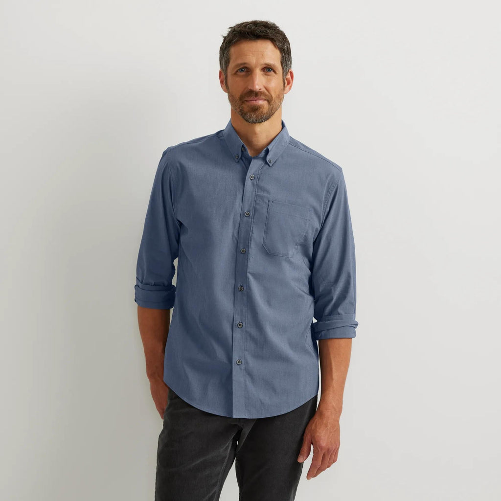 Men's checked long-sleeve shirt with button-down collar and chest pocket