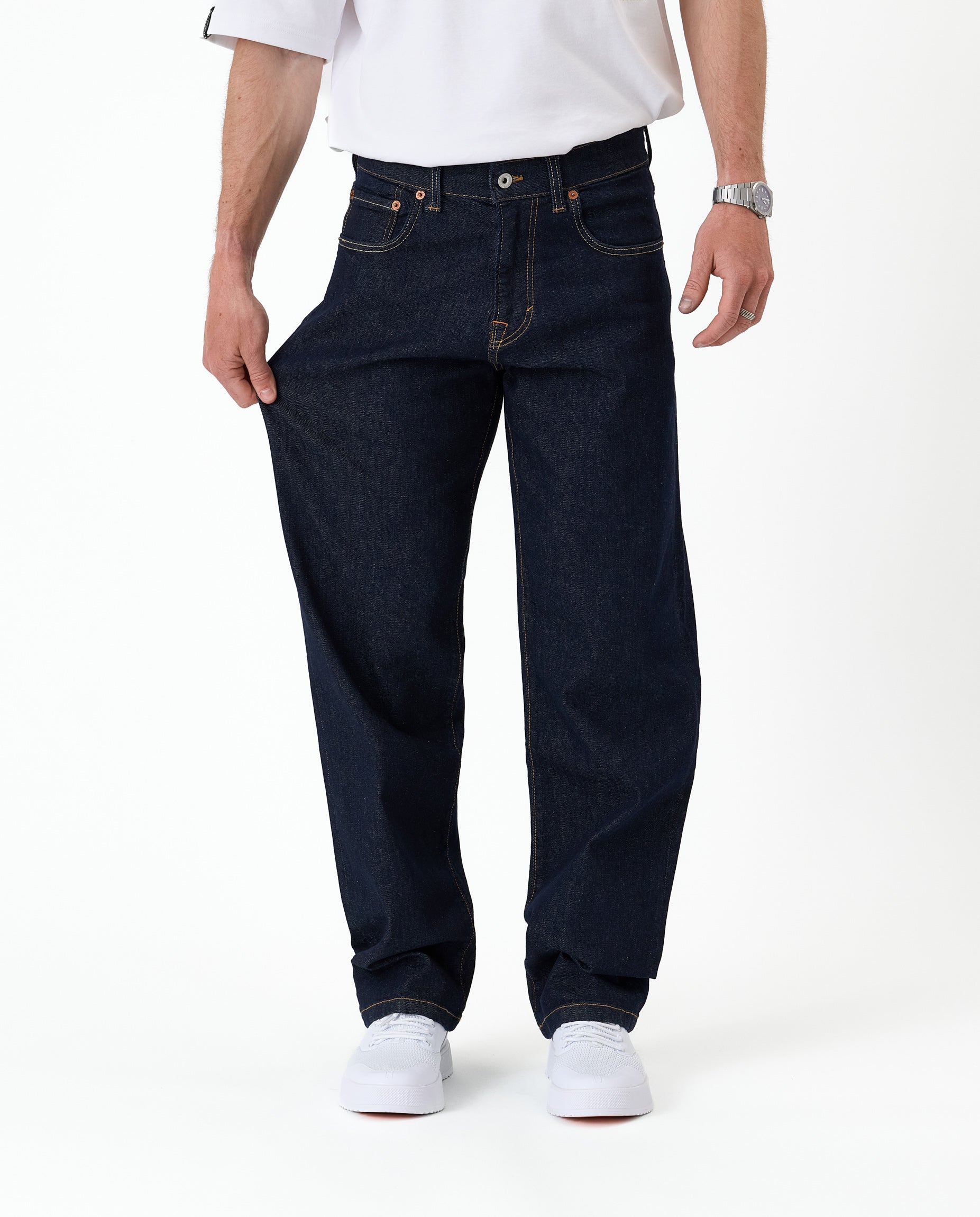 Men's dark rinse relaxed straight leg jeans with five-pocket design
