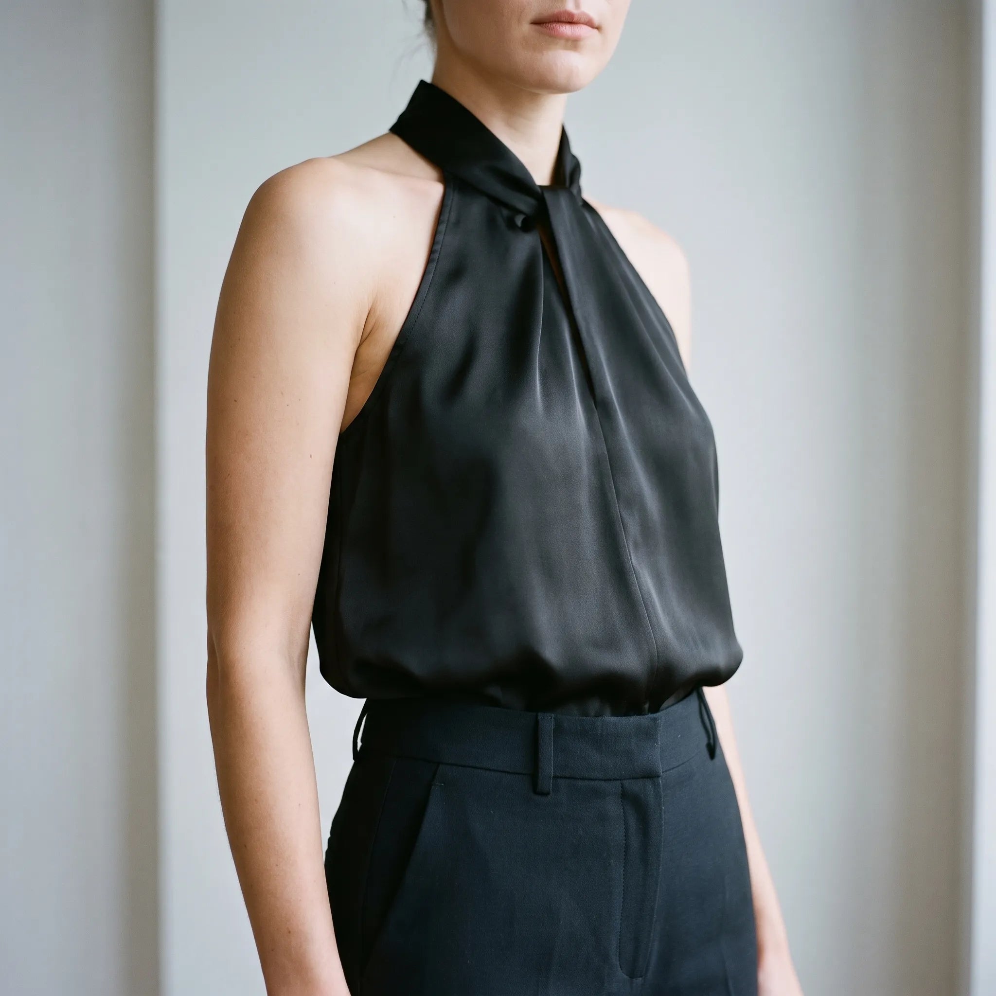 Elegra  - Smooth High-Neck Halter Top Evening Dinner Events