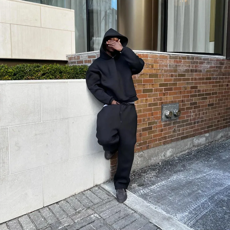 Men's hooded sweatshirt and jogger trouser outfit set