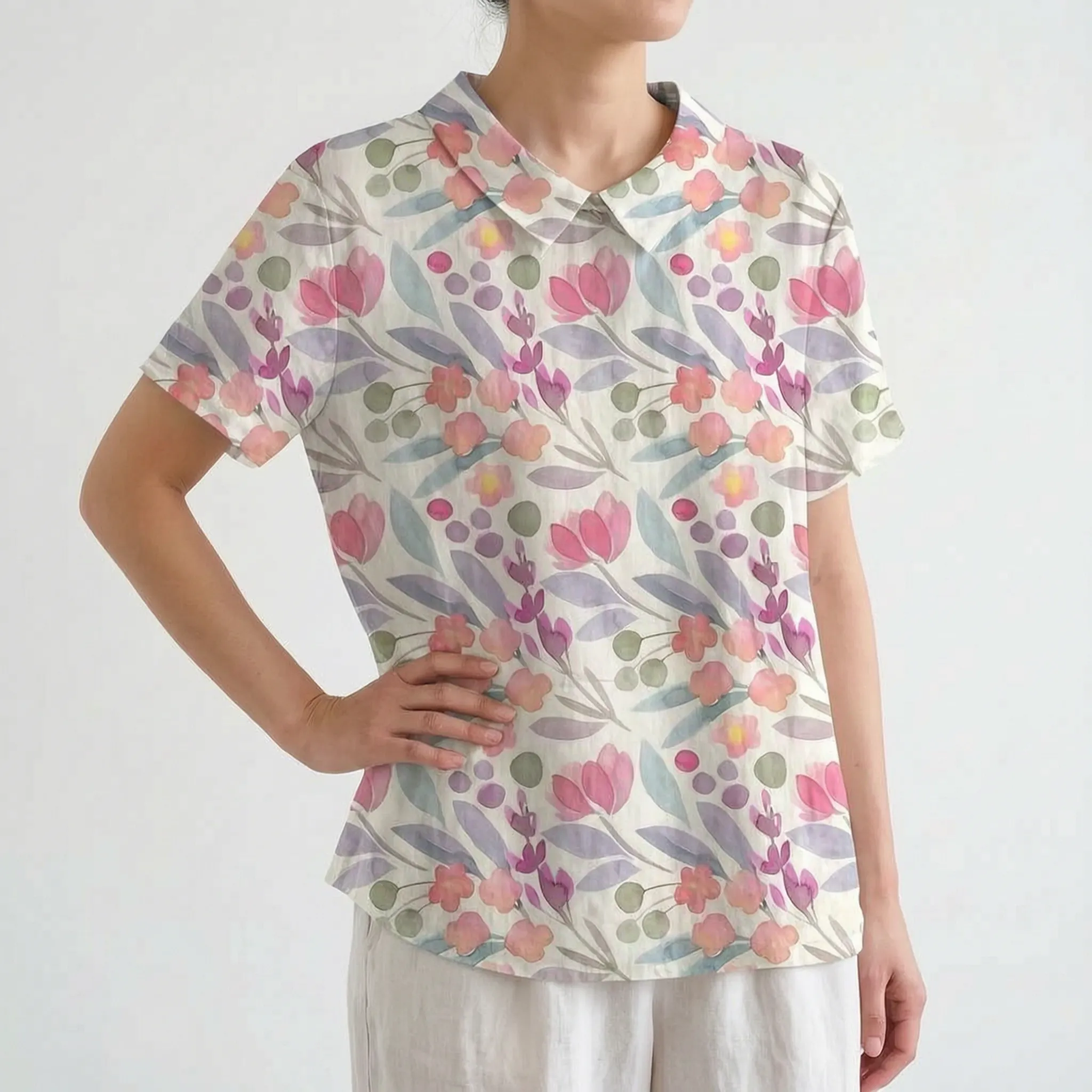 Florisa - Relaxed Short-Sleeved Womens Floral Blouse