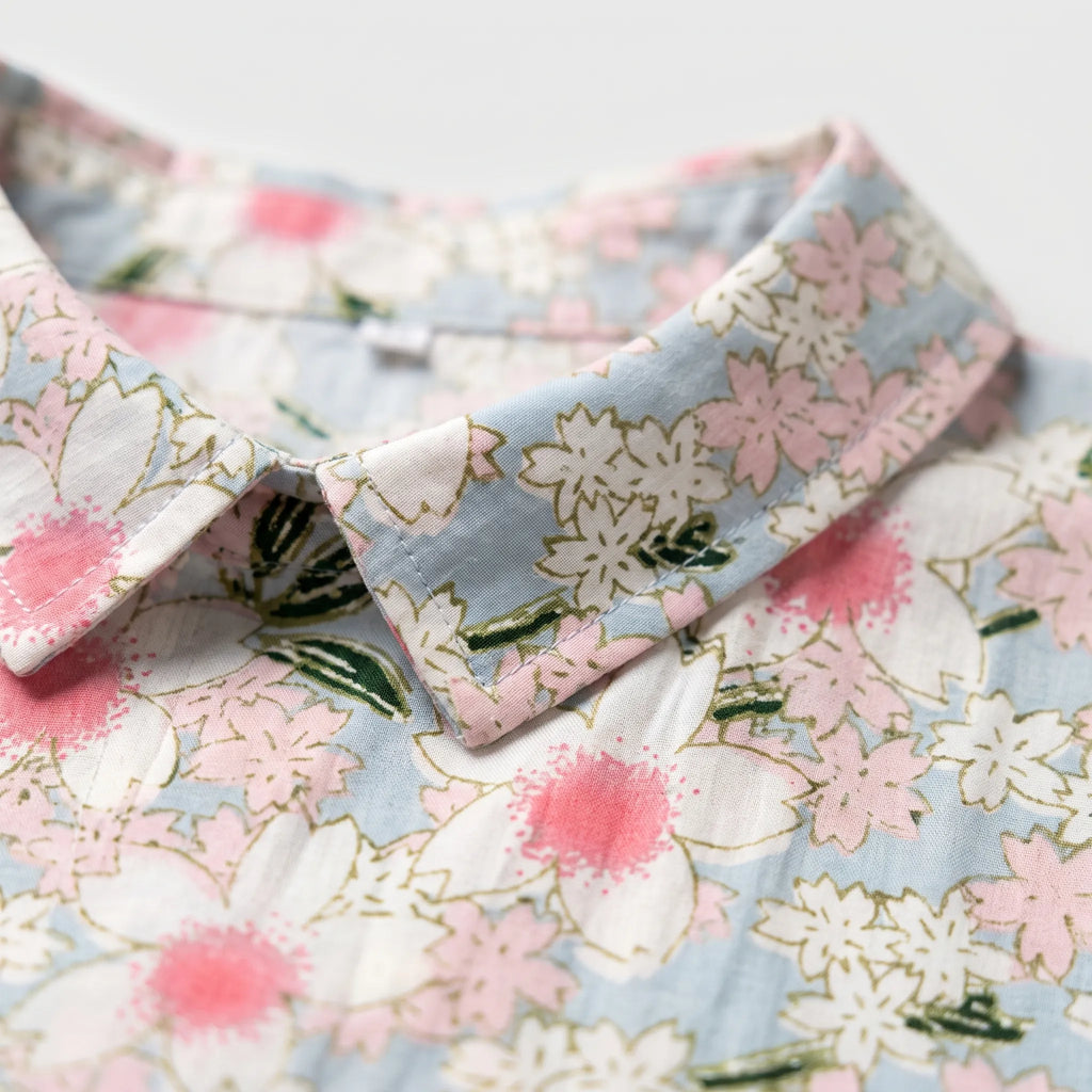 Florisa - Relaxed Short-Sleeved Womens Floral Blouse