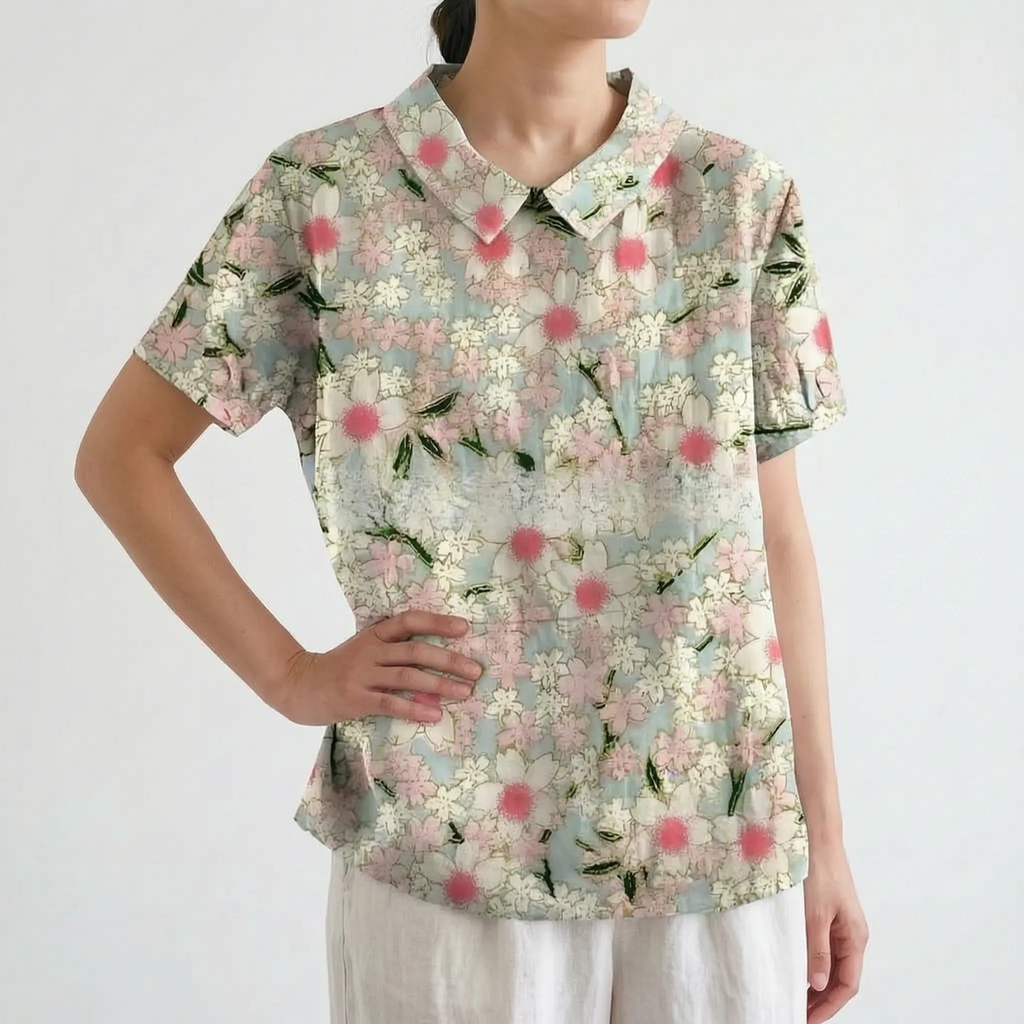 Florisa - Relaxed Short-Sleeved Womens Floral Blouse