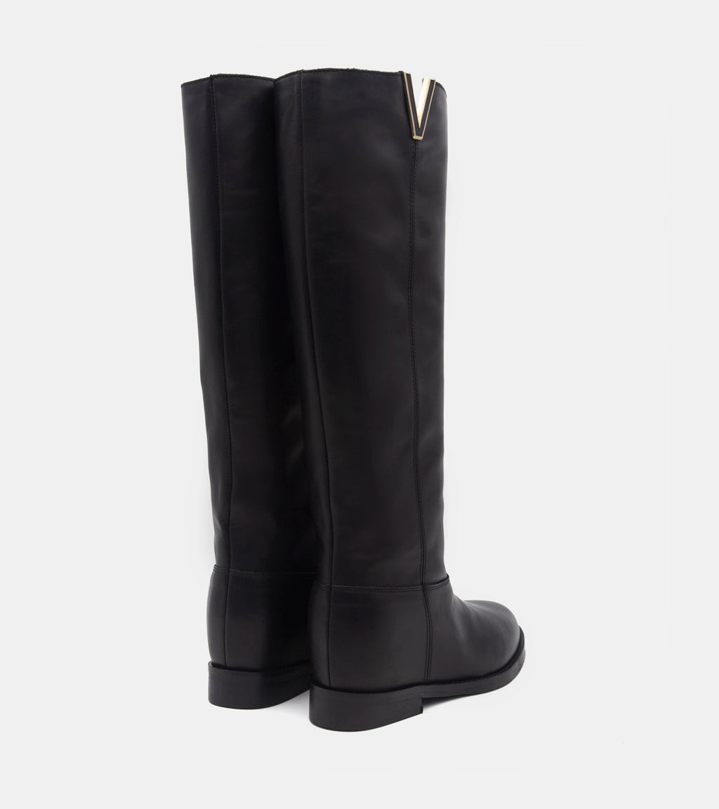 Women's black knee-high boots with V-cut topline