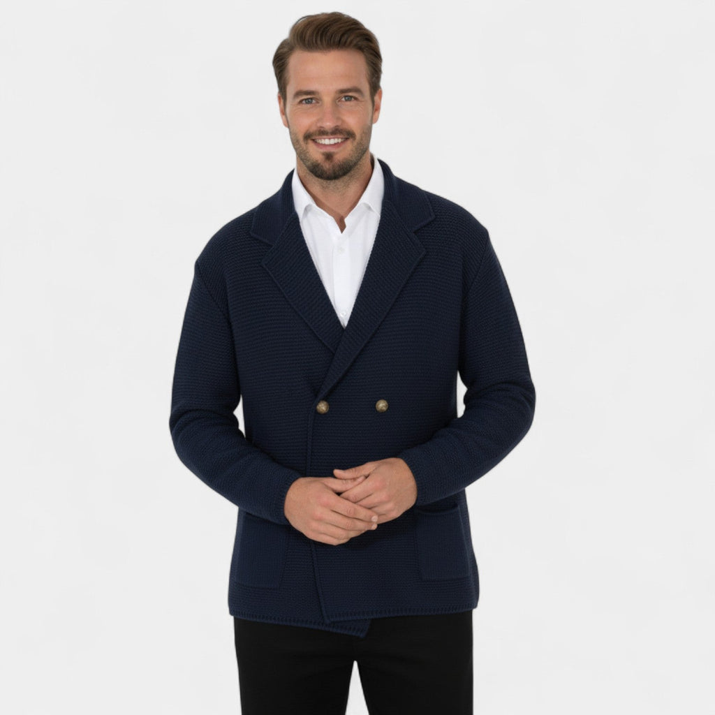 Men's double-breasted knitted cardigan with notched lapels and front pockets