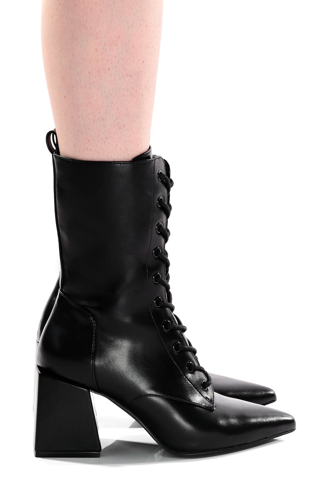 Women's black knee-high pointed toe lace-up boots with block heel