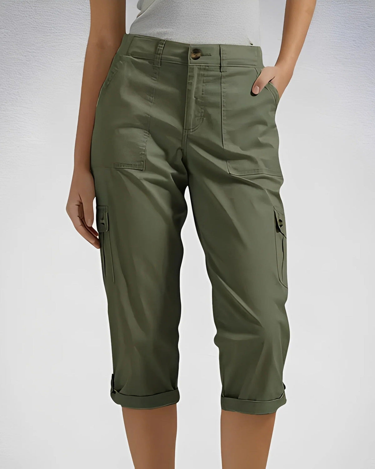 Women's high-waisted cropped cargo trousers with straight legs and multiple flap pockets